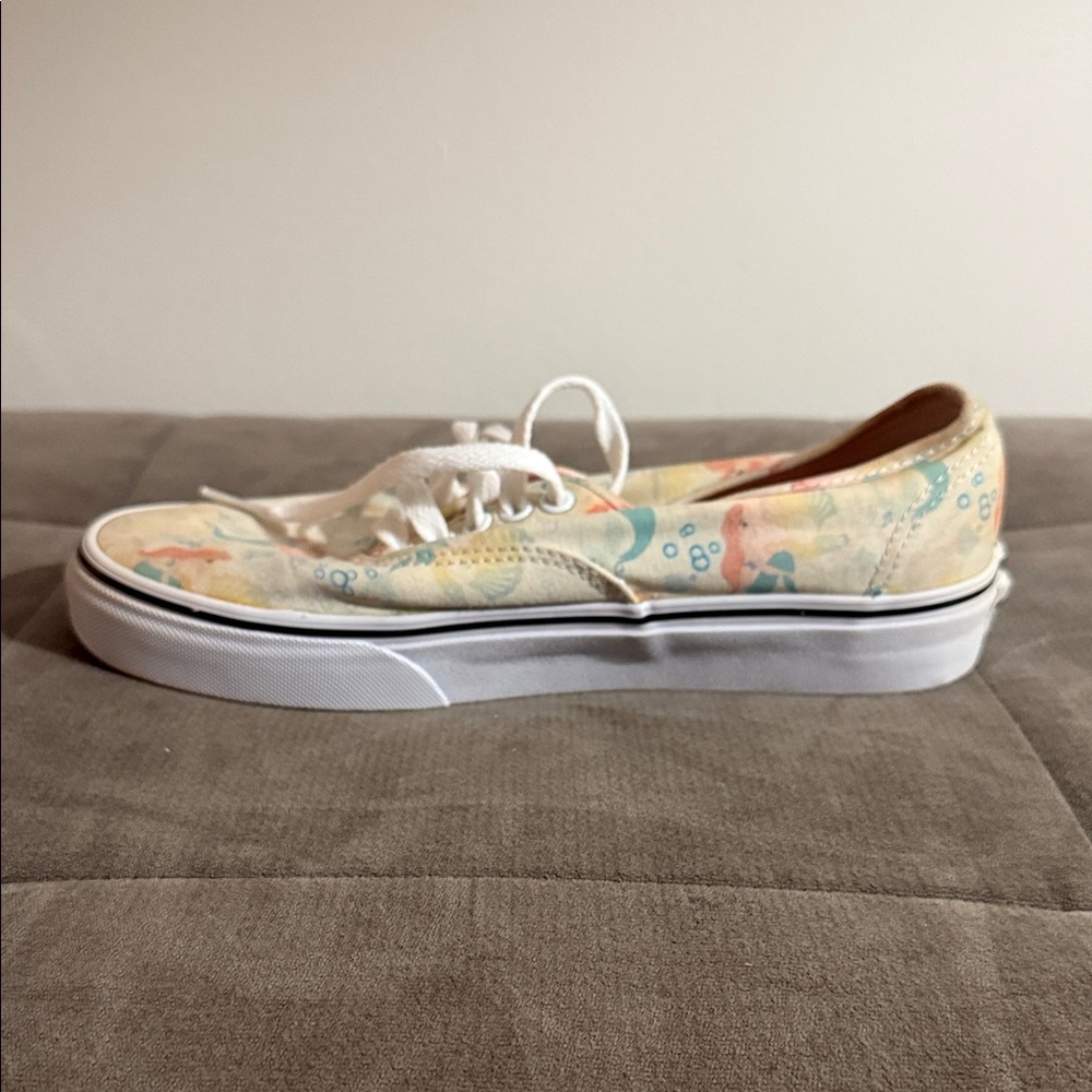 Vans X The Little Mermaid US Women’s 9 - Picture 5 of 7